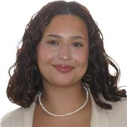 Profesora de idiomas con experiencia en comunicación intercultural. Imparto clases de español, catalán, francés (C2) e inglés (C1